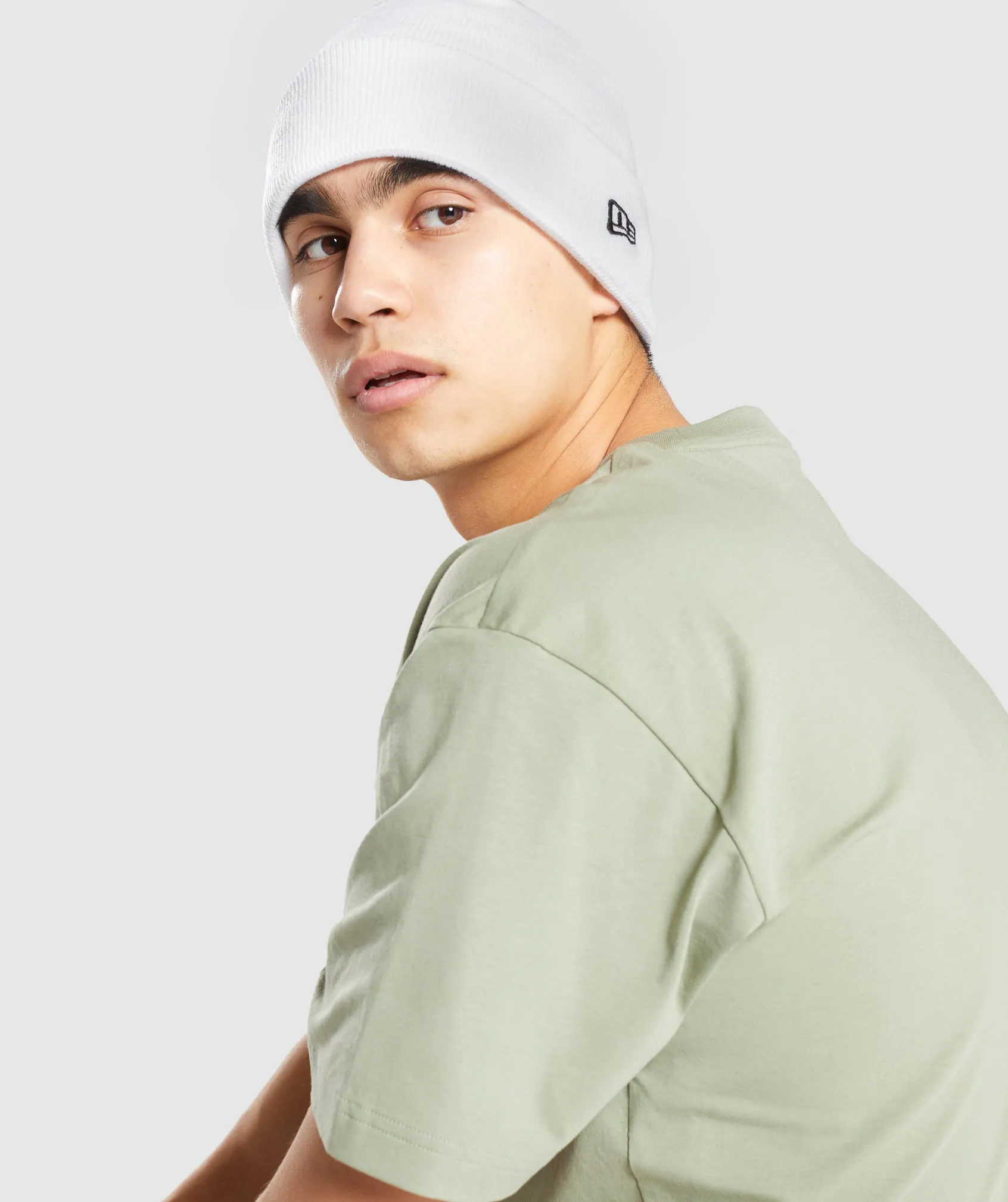 Gymshark New Era Sharkhead Cuff Knit - White