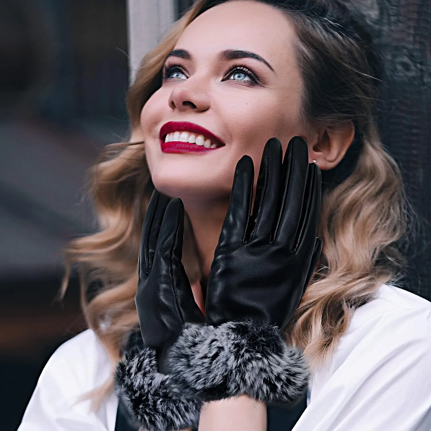 Women's PU Leather Gloves for Winter, Warm with Fleece Lining and Touchscreen Compatible Rabbit Fur Cuff Party Gloves
